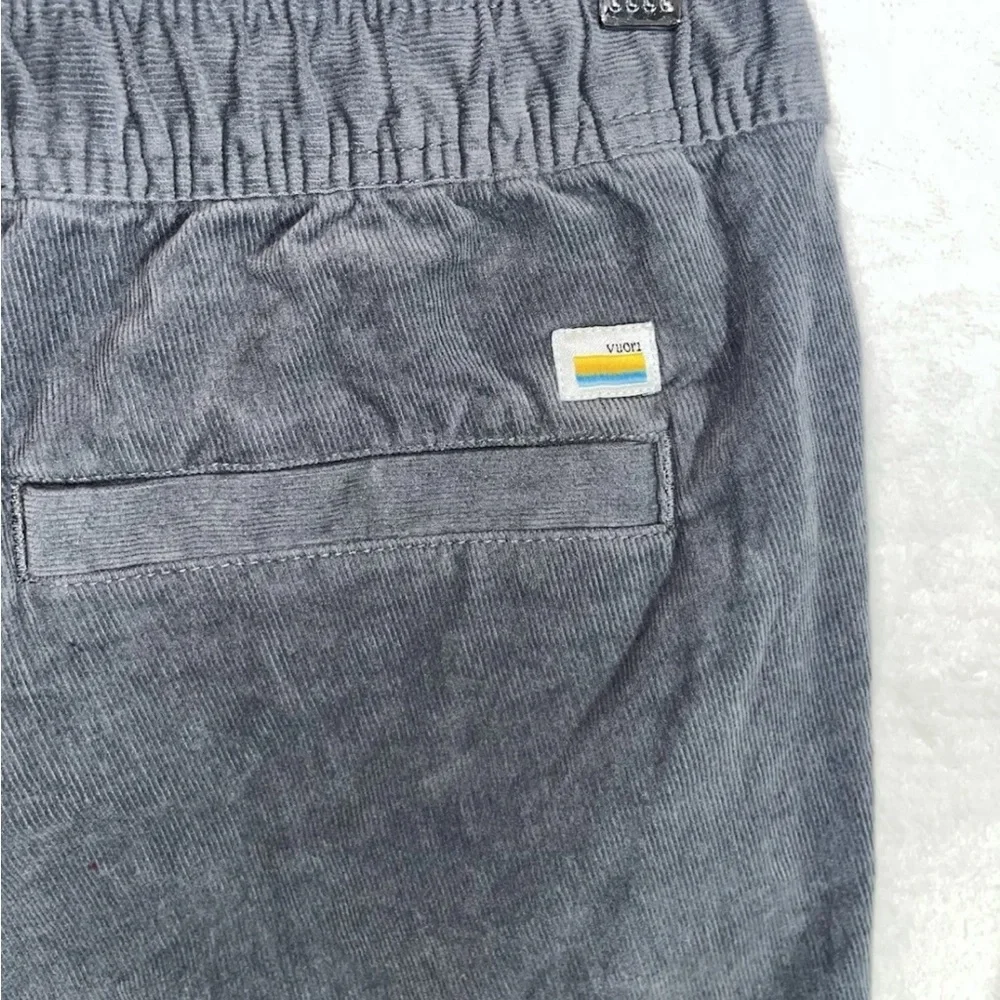 Vuori lightweight athletic